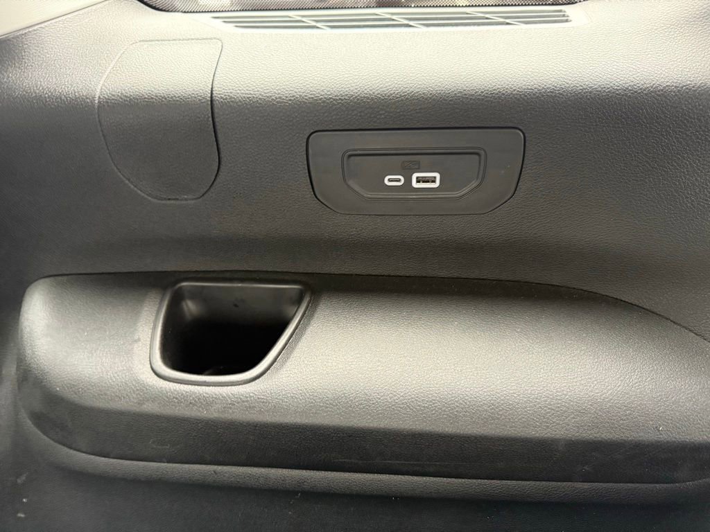 Used 2023 Jeep Grand Cherokee L Limited image 37