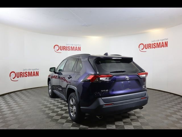 Used 2023 Toyota RAV4 XLE image 4