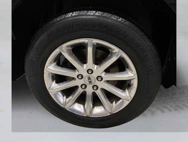 Used 2014 Lincoln MKX AWD w/ Equipment Group 101A image 16