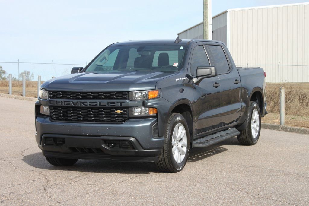 Used 2022 Chevrolet Silverado 1500 Custom image 2