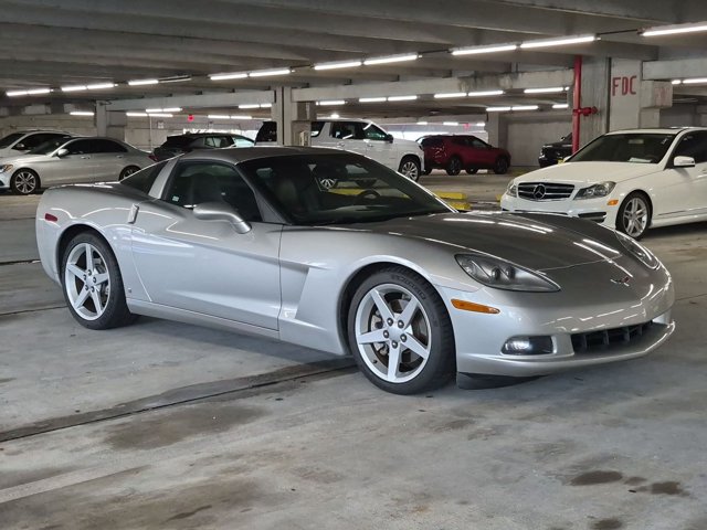 Used 2007 Chevrolet Corvette Coupe RWD image 3