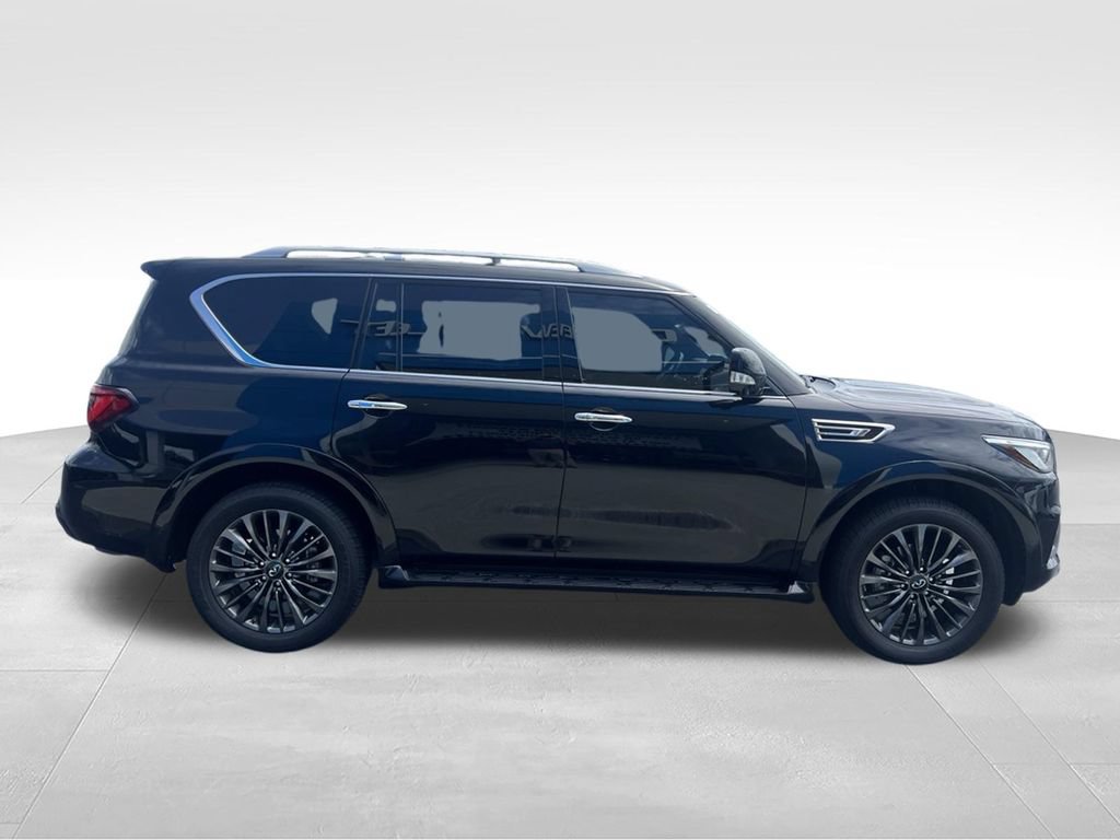 Used 2024 INFINITI QX80 Sensory AWD/4WD image 14