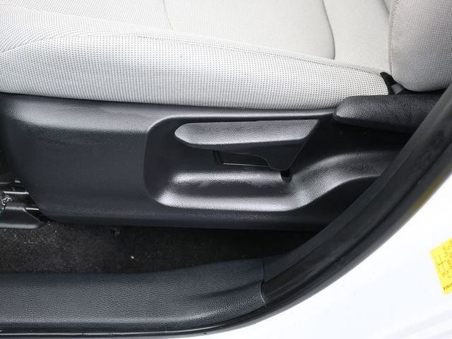 Certified 2023 Toyota Corolla Cross L image 18