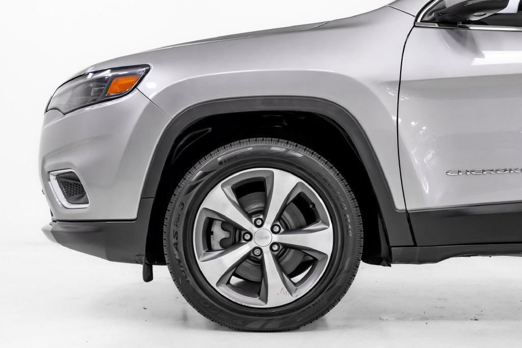 Used 2020 Jeep Cherokee Limited w/ Trailer Tow Group AWD/4WD image 26
