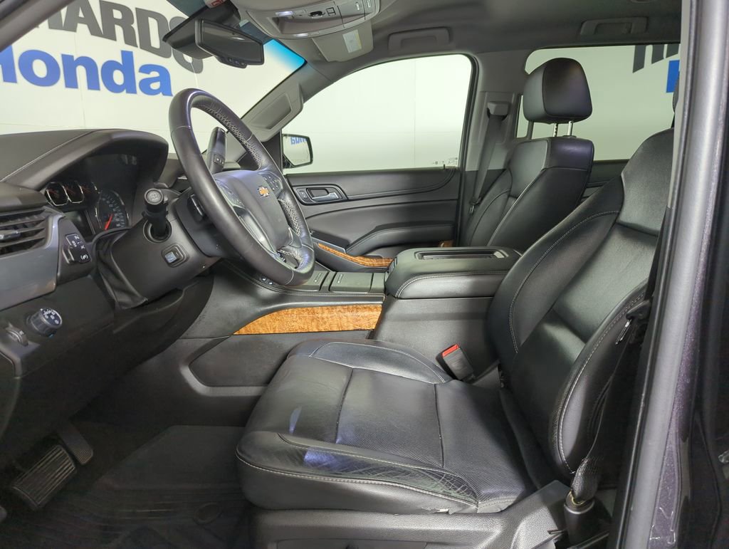 Used 2018 Chevrolet Suburban Premier image 7