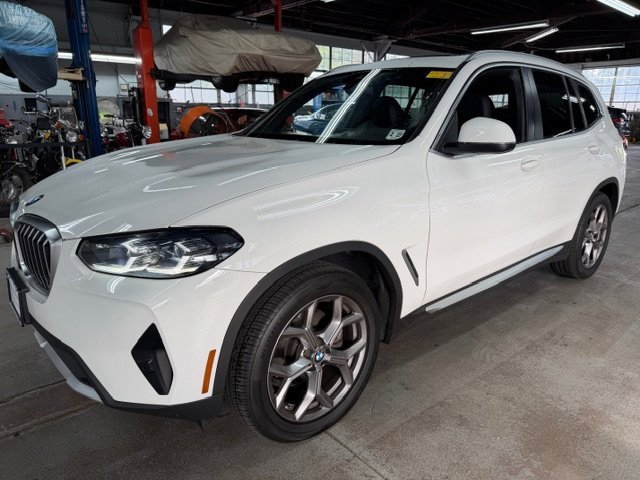 Used 2022 BMW X3 xDrive30i w/ Premium Package 2 image 1