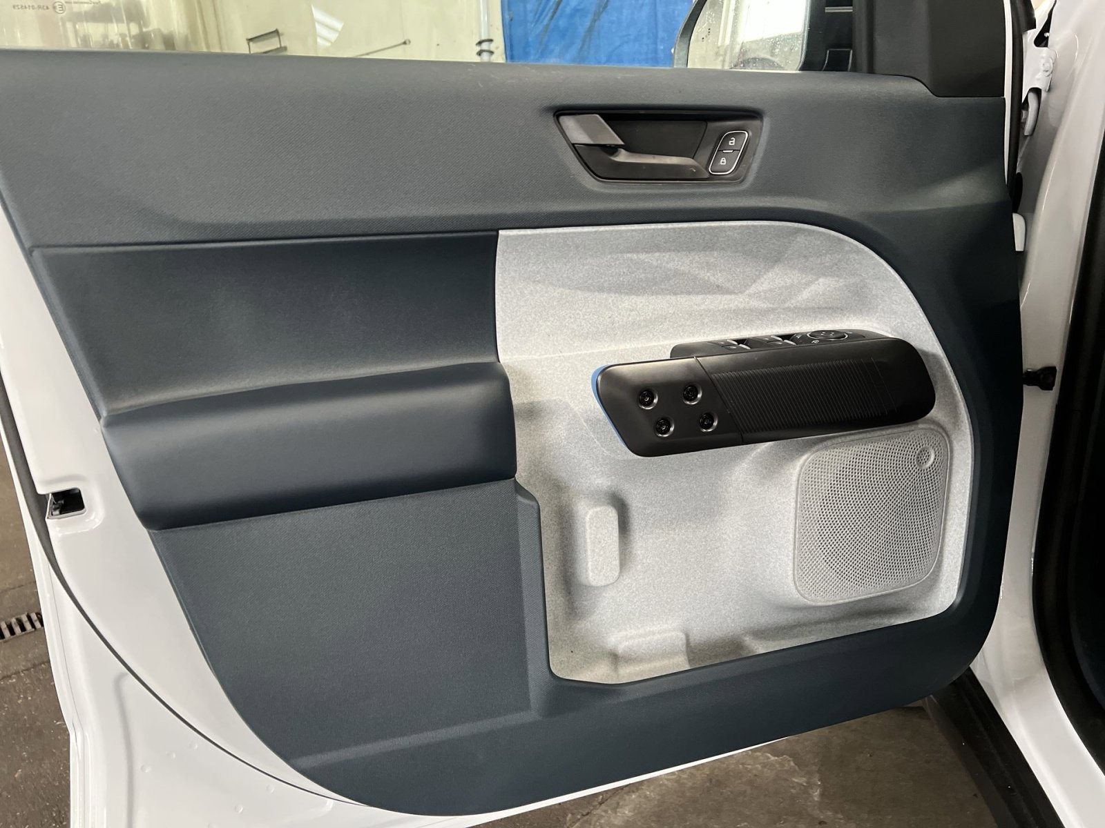 New 2025 Ford Maverick XLT w/ XLT Luxury Package image 14