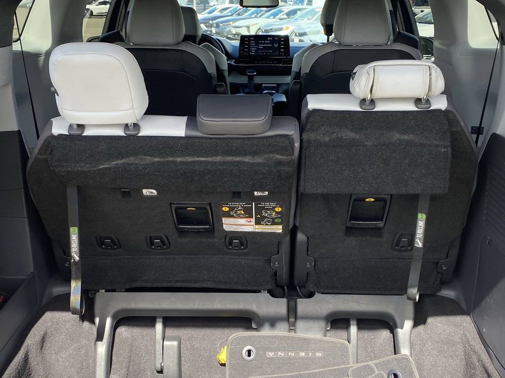Certified 2023 Toyota Sienna XSE w/ XSE Plus Package image 20