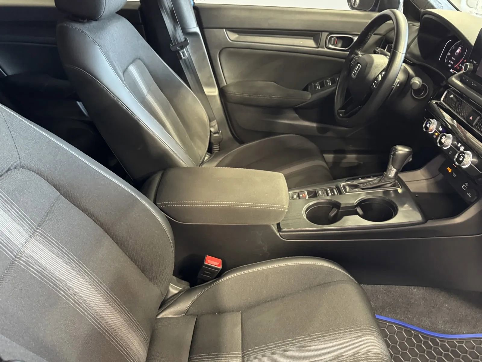 Used 2022 Honda Civic Sport image 5