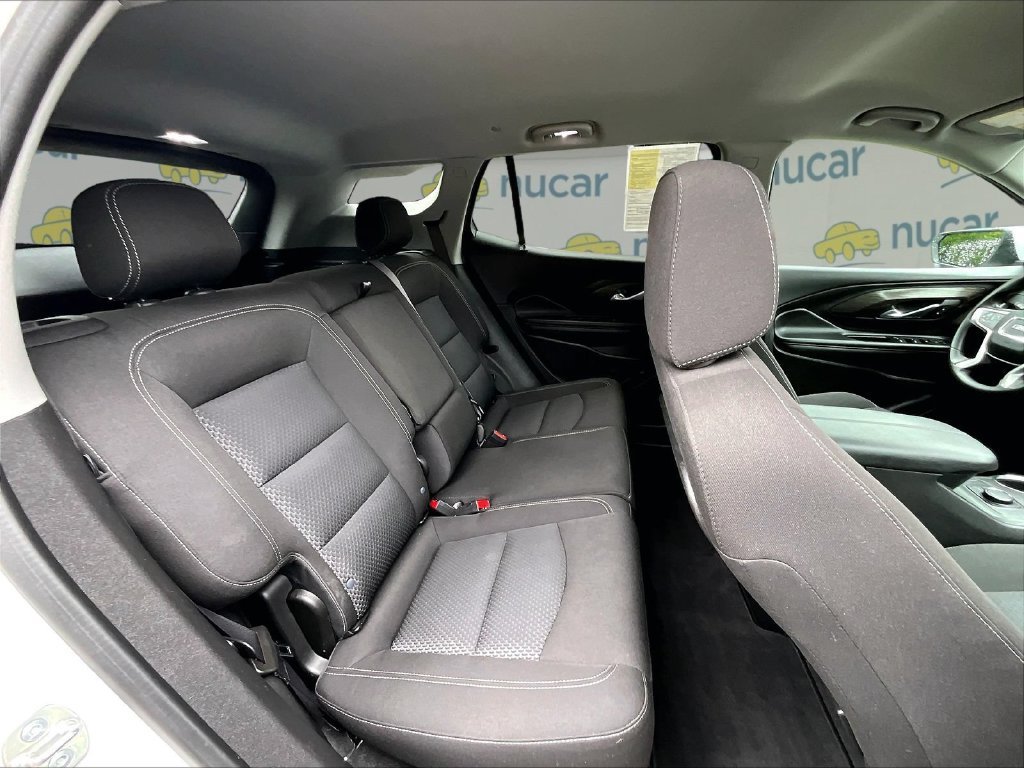 Used 2024 GMC Terrain SLE AWD/4WD image 16