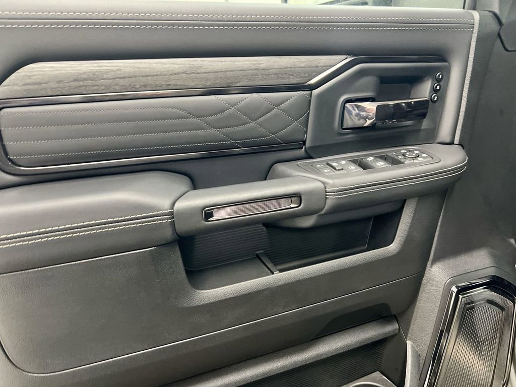 New 2026 RAM 2500 Limited image 22