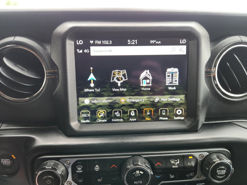 Used 2021 Jeep Wrangler Unlimited Sahara AWD/4WD image 29
