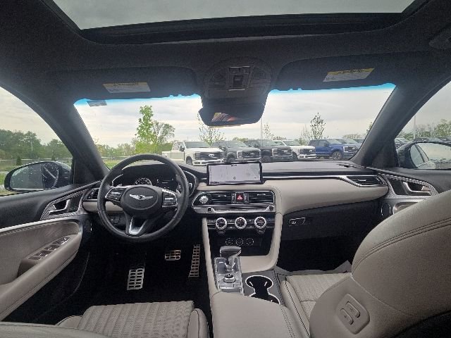 Used 2023 Genesis G70 2.0T w/ Sport Prestige Package RWD image 17