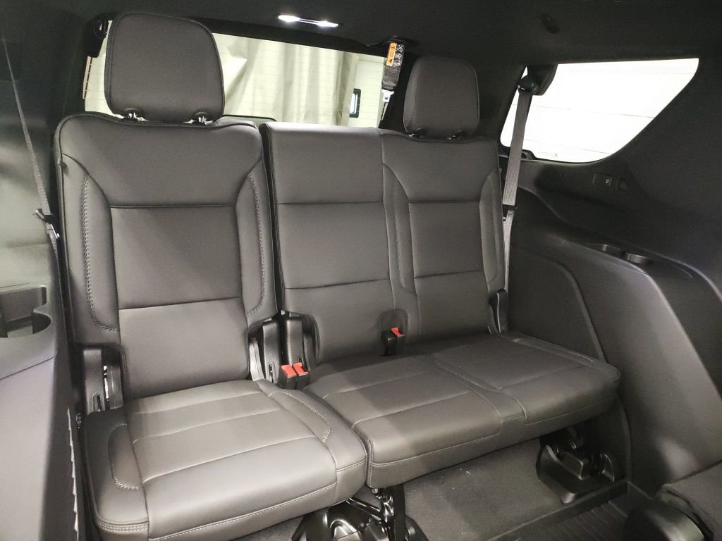 New 2026 GMC Yukon Denali w/ Denali Reserve Package image 14