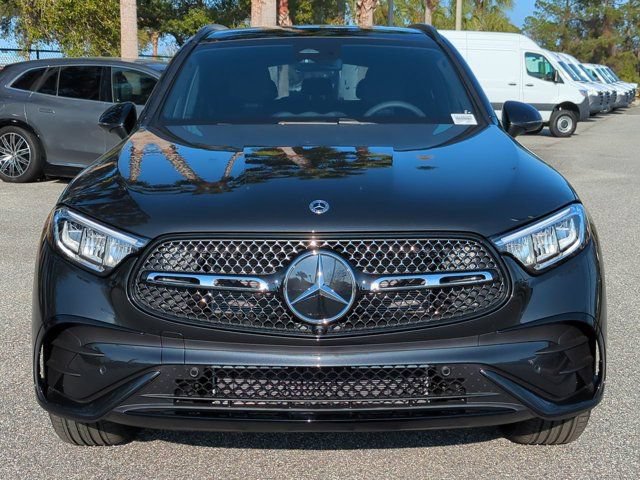Used 2026 Mercedes-Benz GLC 300 4MATIC image 9
