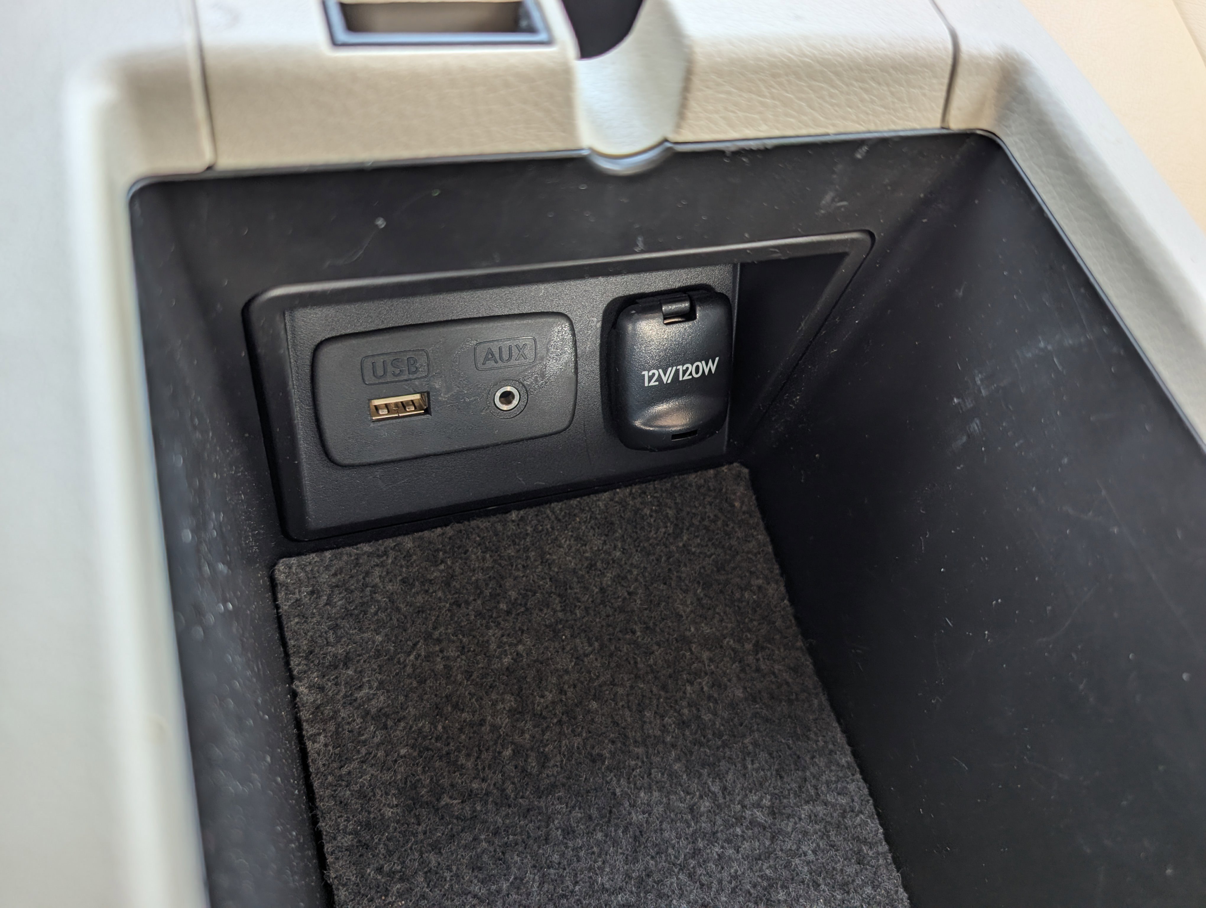 Used 2014 Subaru Legacy 2.5i Premium w/ Popular Package #2 image 22