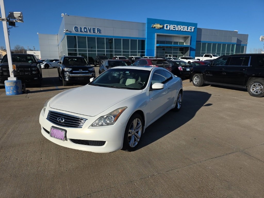 Used 2010 INFINITI G37 x w/ Premium Pkg
