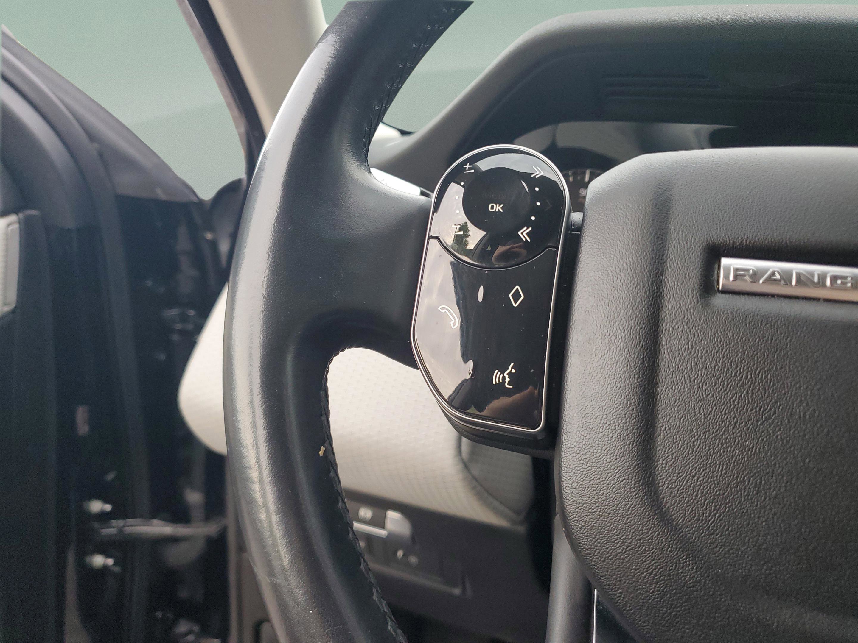 Used 2020 Land Rover Range Rover Evoque S AWD/4WD image 25