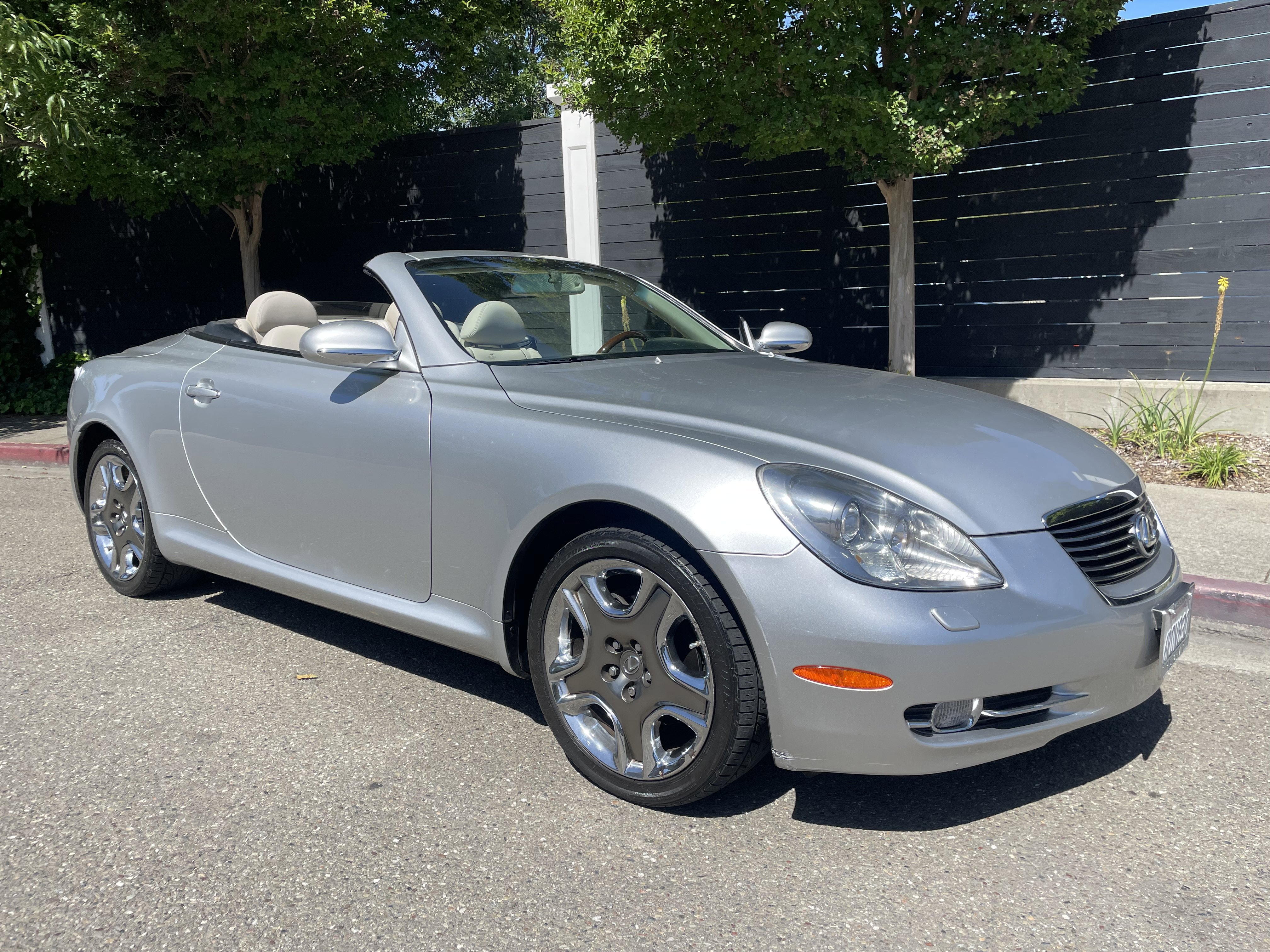 Used 2007 Lexus SC 430 Convertible RWD image 9