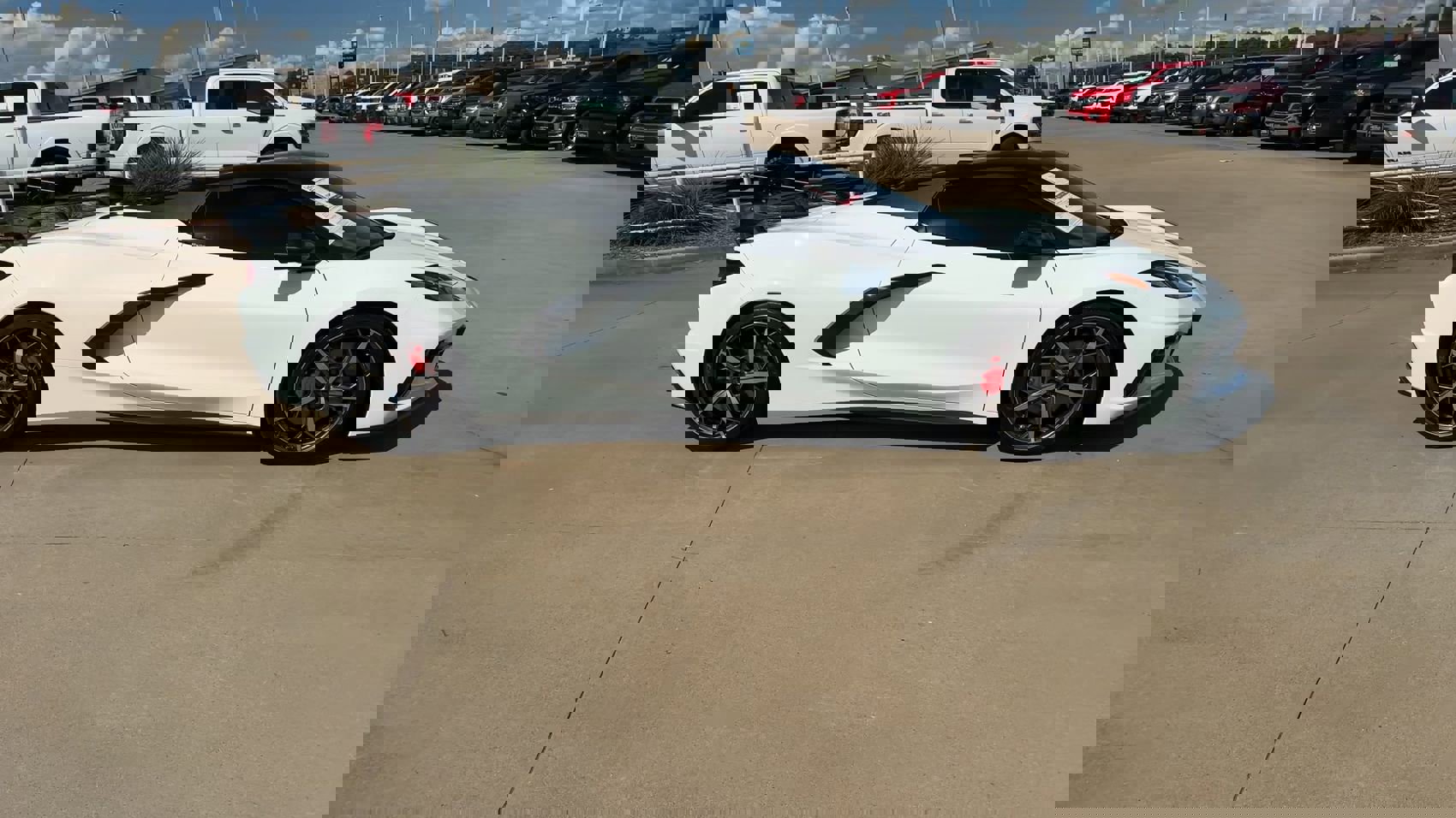 Used 2022 Chevrolet Corvette Stingray Premium Conv w/ Z51 Performance Package image 2