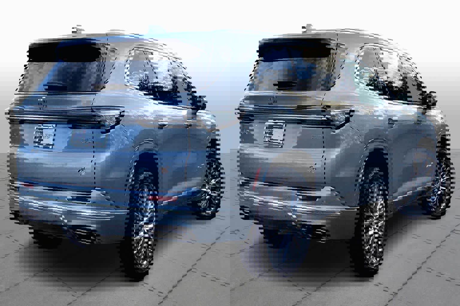 Used 2025 Buick Enclave Avenir w/ Super Cruise Package image 13