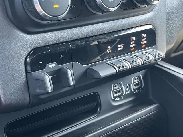 Used 2022 RAM 1500 Big Horn AWD/4WD image 31
