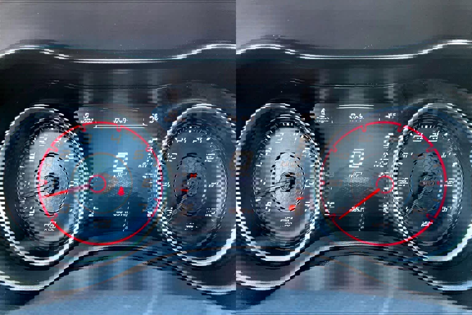 Used 2015 Dodge Charger SE image 26