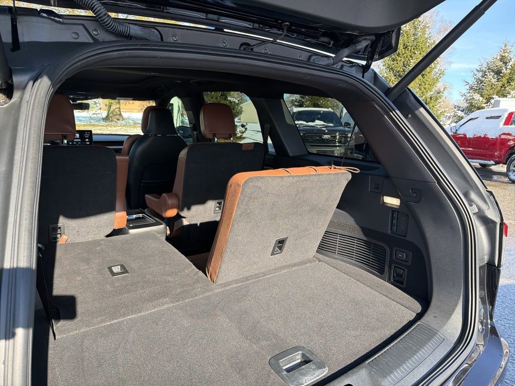 Used 2022 Lincoln Aviator Reserve w/ Equipment Group 201A image 49