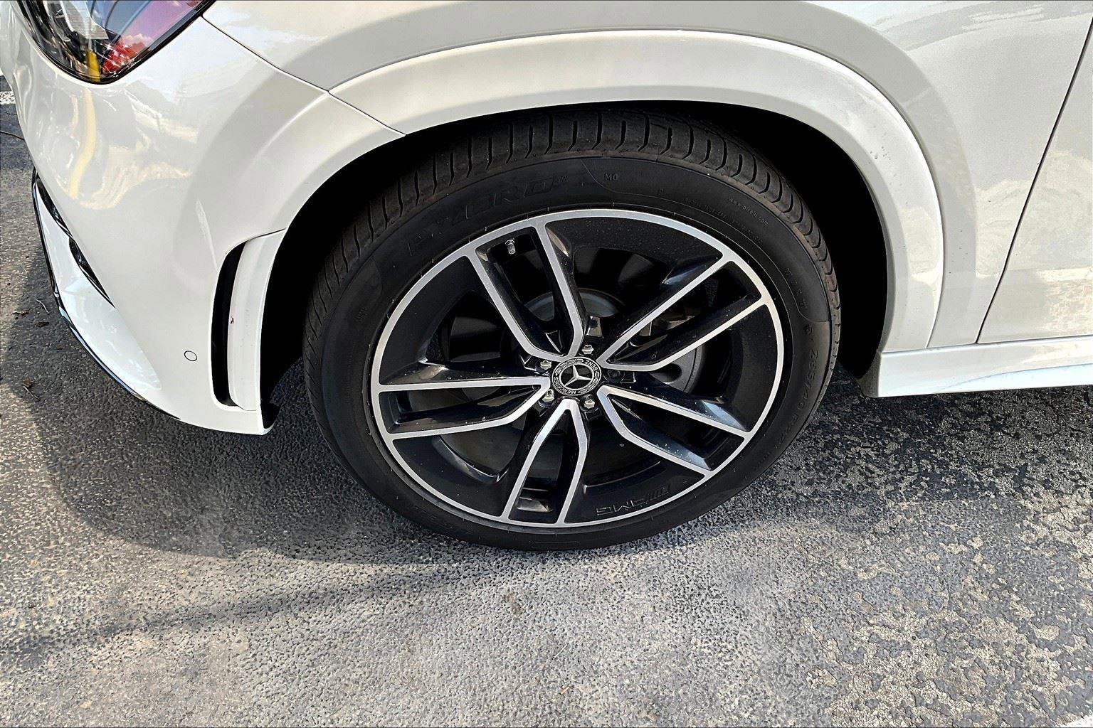 Used 2023 Mercedes-Benz GLE 450 4MATIC image 11