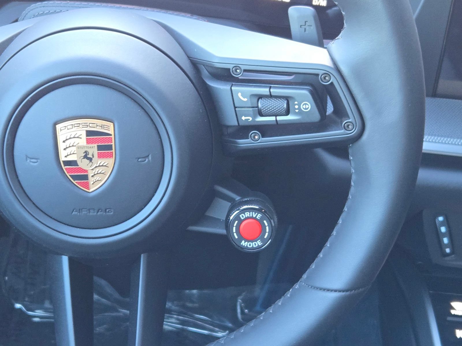 Certified 2025 Porsche 911 Carrera S RWD image 18