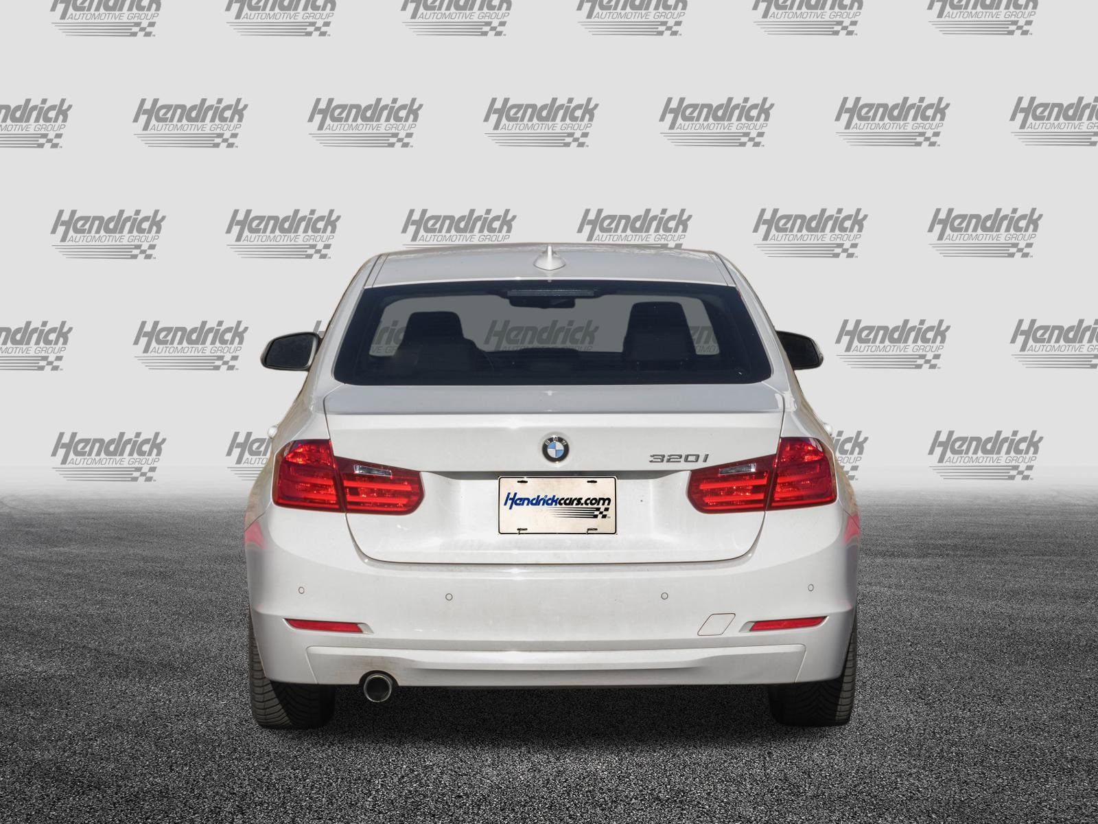 Used 2014 BMW 320i Sedan image 8
