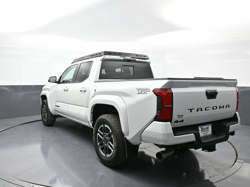 New 2024 Toyota Tacoma TRD Sport w/ TRD Sport Upgrade Package AWD/4WD image 8