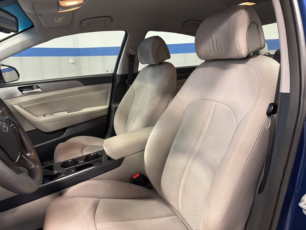 Used 2015 Hyundai Sonata SE w/ Option Group 09 image 21