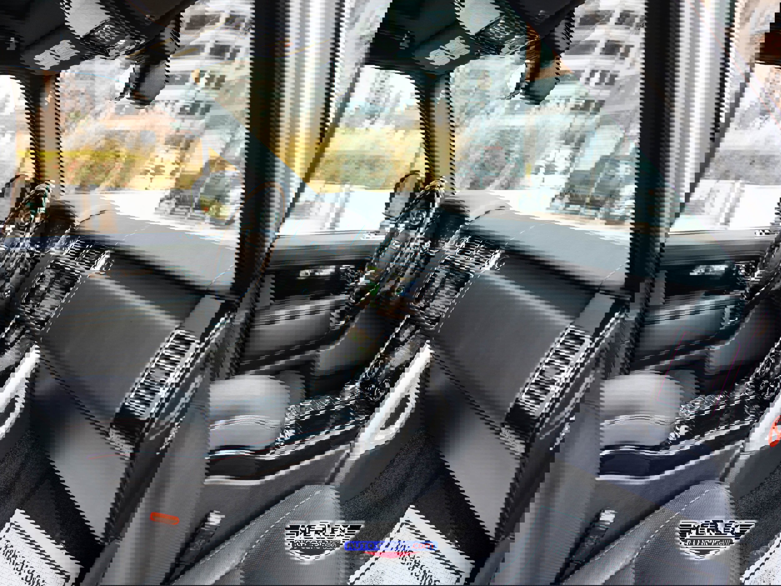 Used 2018 Land Rover Range Rover Long Wheelbase Supercharged image 15