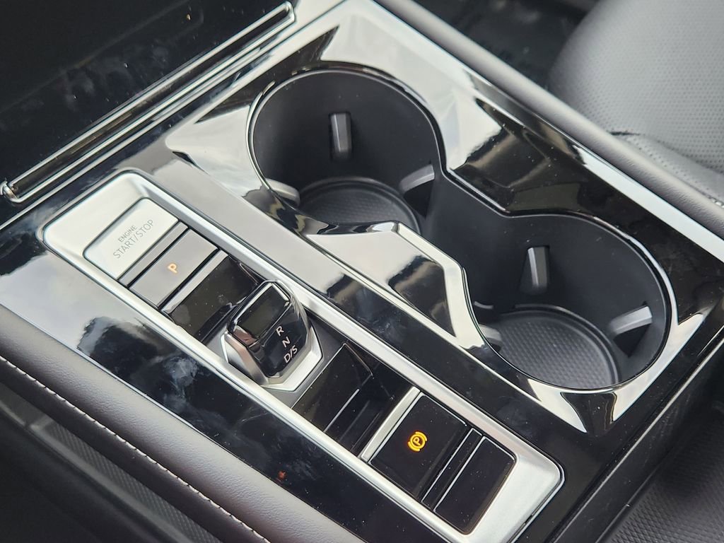 New 2026 Volkswagen Atlas SE image 11