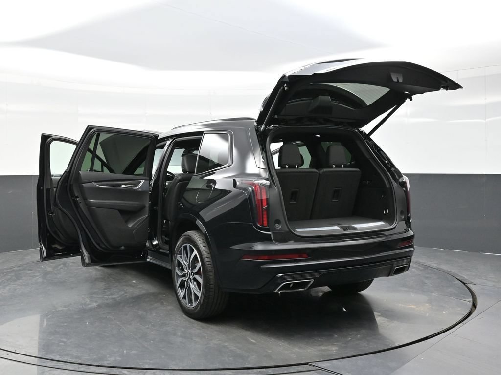 Certified 2023 Cadillac XT6 Sport w/ LPO, Floor Liner Package AWD/4WD image 41
