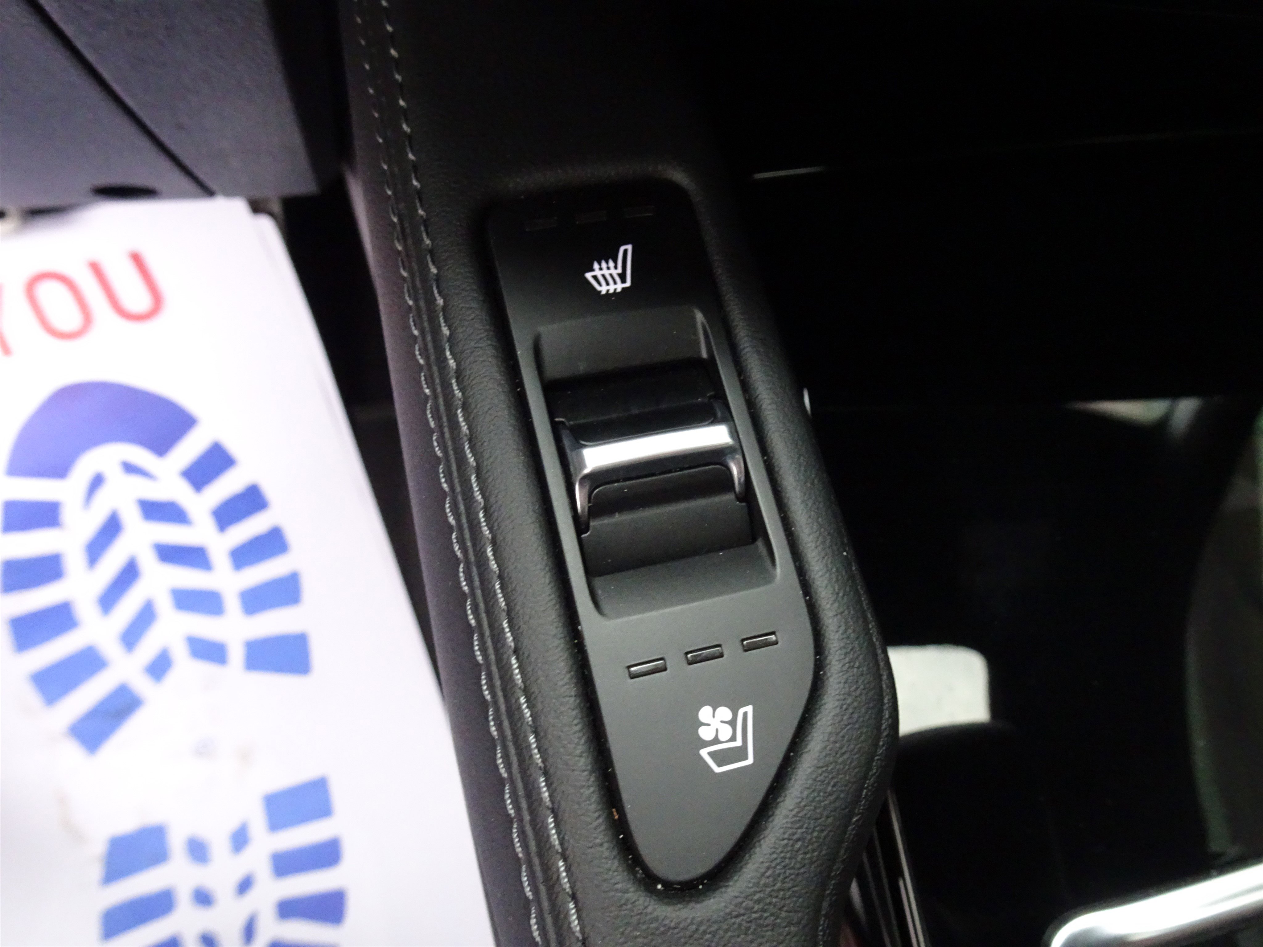 Used 2024 Kia Telluride SX w/ Towing Package image 19