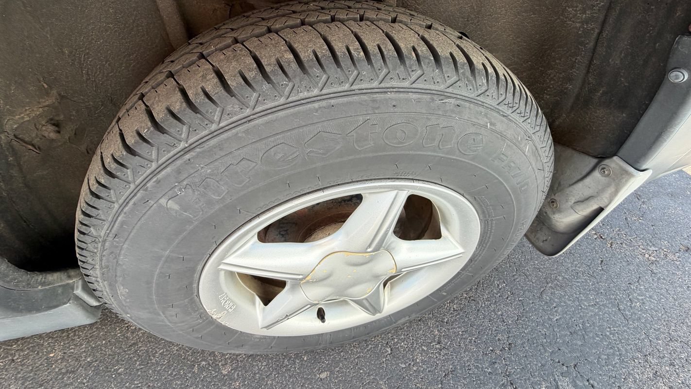 Used 1999 Subaru Forester L AWD/4WD image 16