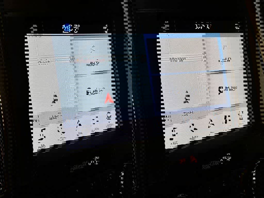 Certified 2019 Ford F150 XLT w/ Equipment Group 302A Luxury image 17