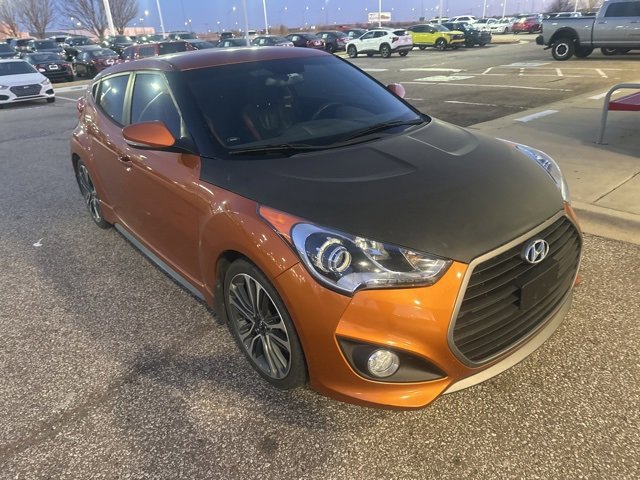 Used 2016 Hyundai Veloster Turbo image 2
