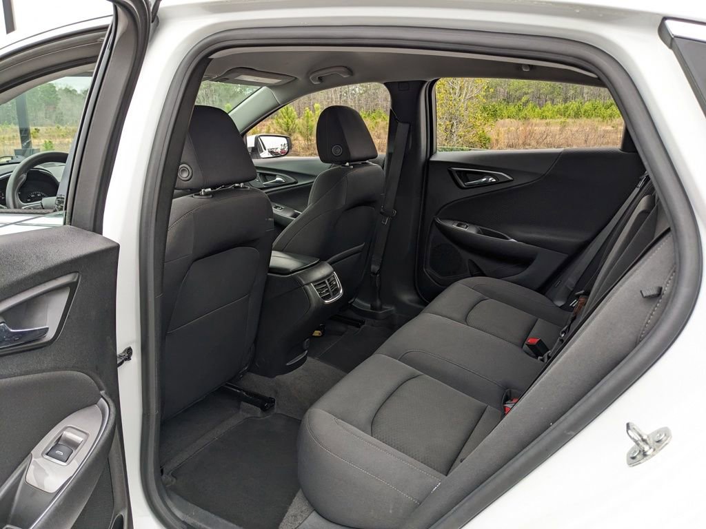 Used 2024 Chevrolet Malibu LT image 38