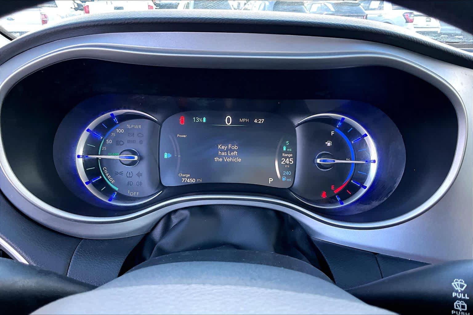 Used 2018 Chrysler Pacifica Touring Plus FWD image 26