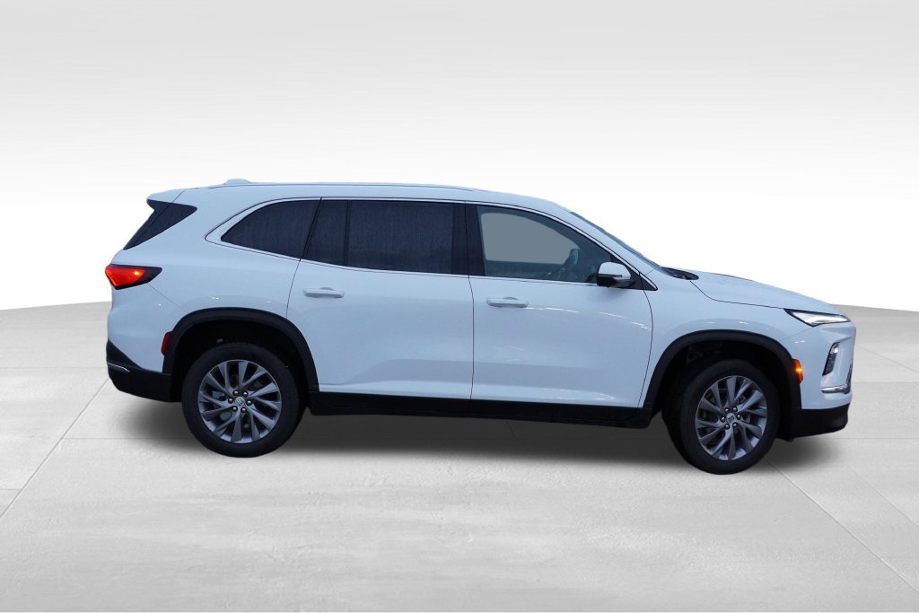 Certified 2026 Buick Enclave Preferred AWD/4WD image 3