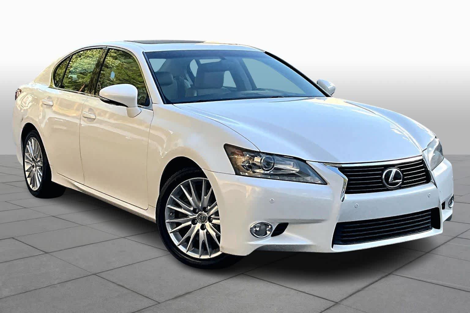 Used 2013 Lexus GS 350 w/ Luxury Pkg RWD image 3