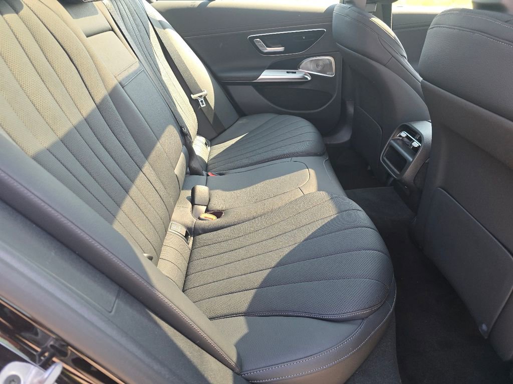 New 2026 Mercedes-Benz E 450 4MATIC Sedan image 21