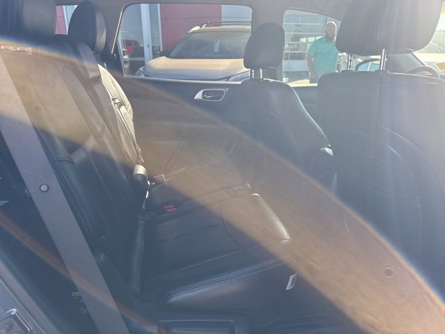 Used 2013 Nissan Pathfinder SL w/ Trailer Tow Pkg image 13