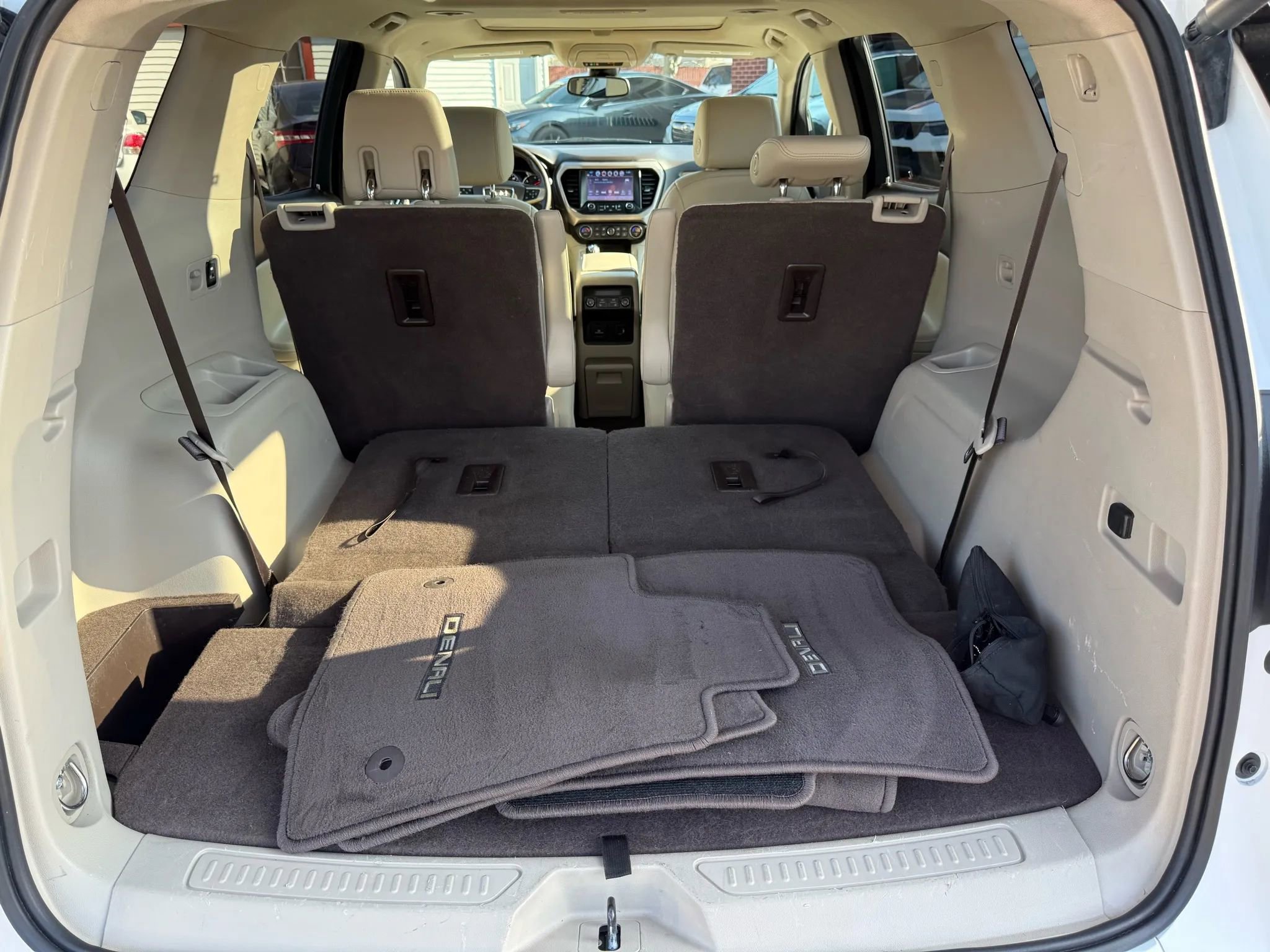 Used 2019 GMC Acadia Denali w/ Technology Package image 28