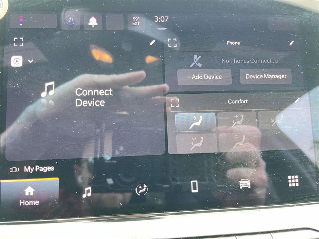 Used 2024 Jeep Compass Latitude image 18