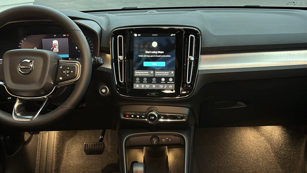 New 2026 Volvo XC40 B5 Ultra w/ Climate Package AWD/4WD image 6