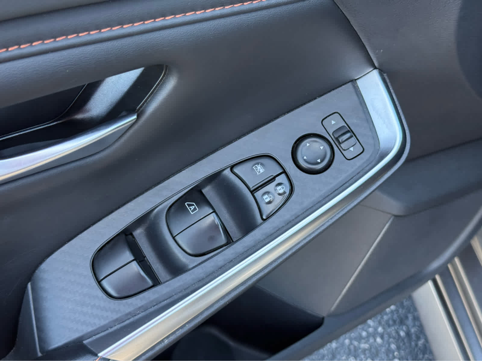 Used 2022 Nissan Sentra SR w/ Midnight Edition FWD image 16